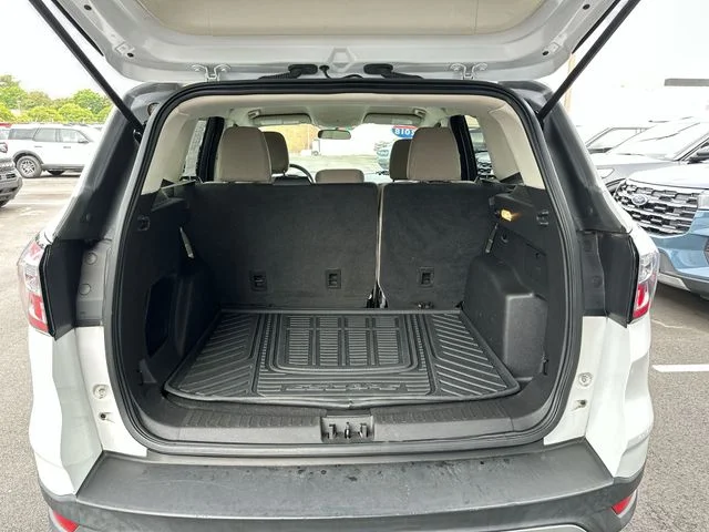 Used 2018 White Ford SE image 24
