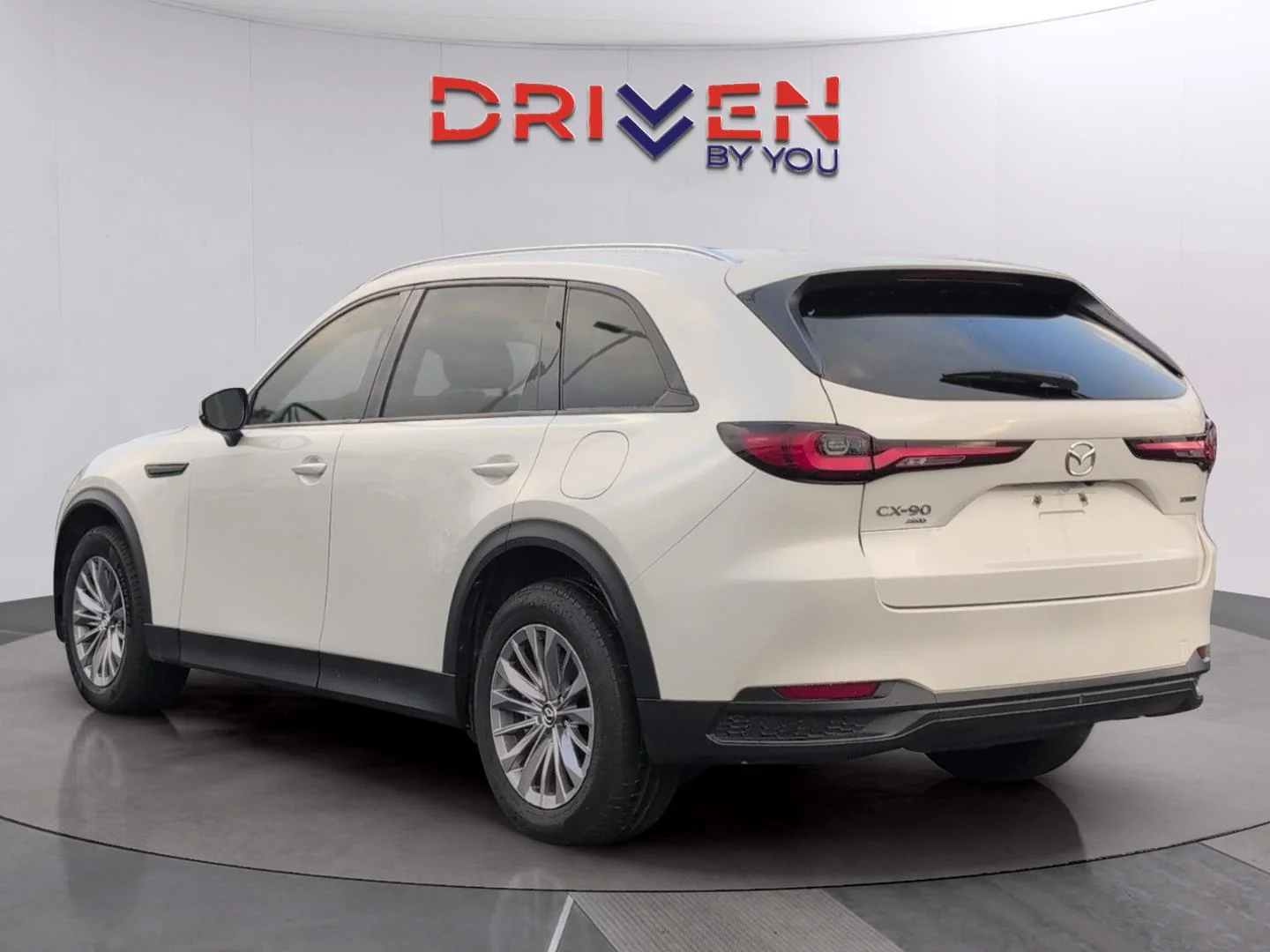Used 2024 Rhodium White Premium Mazda 3.3 Turbo Preferred Plus image 3