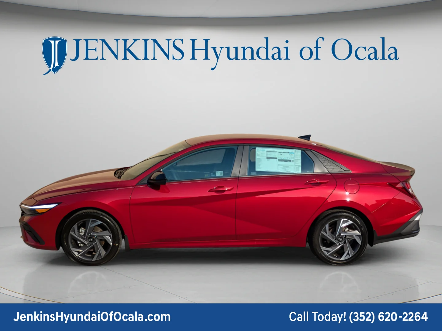 Used 2025 Ultimate Red Hyundai SEL Convenience image 6