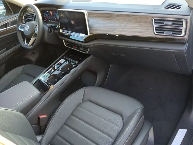 2026 Volkswagen Atlas SEL - Photo 13