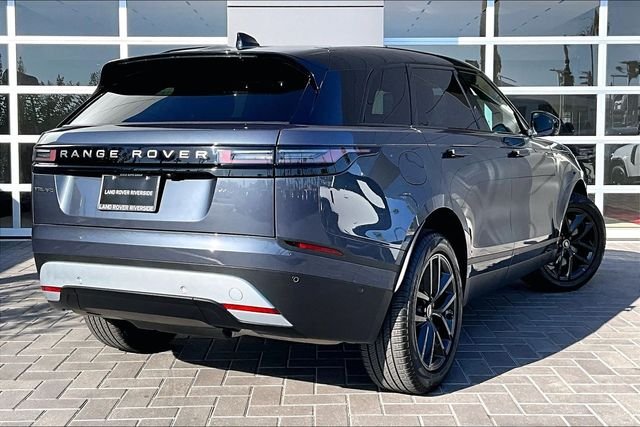 Used 2026  Land Rover S image 13