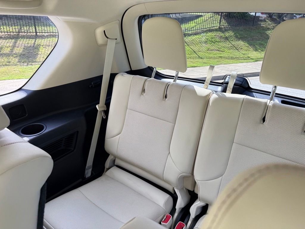 Certified Used 2021 BLACK Lexus 460 image 29
