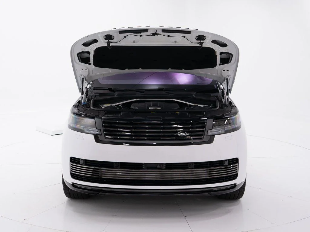 Used 2023 Ostuni Pearl White Land Rover SV LWB P530 image 54