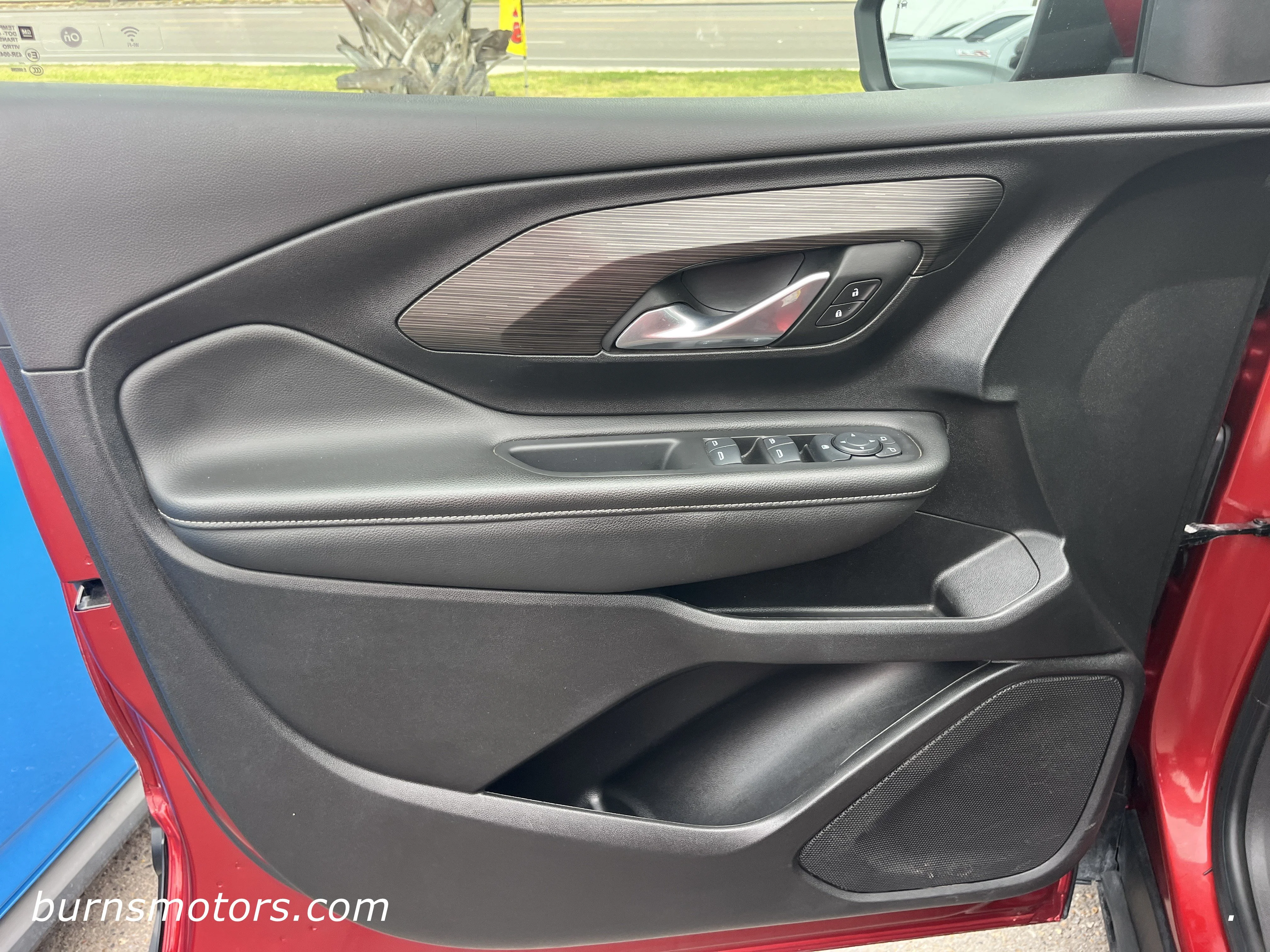 Used 2024 Volcanic Red Tint GMC SLE image 11