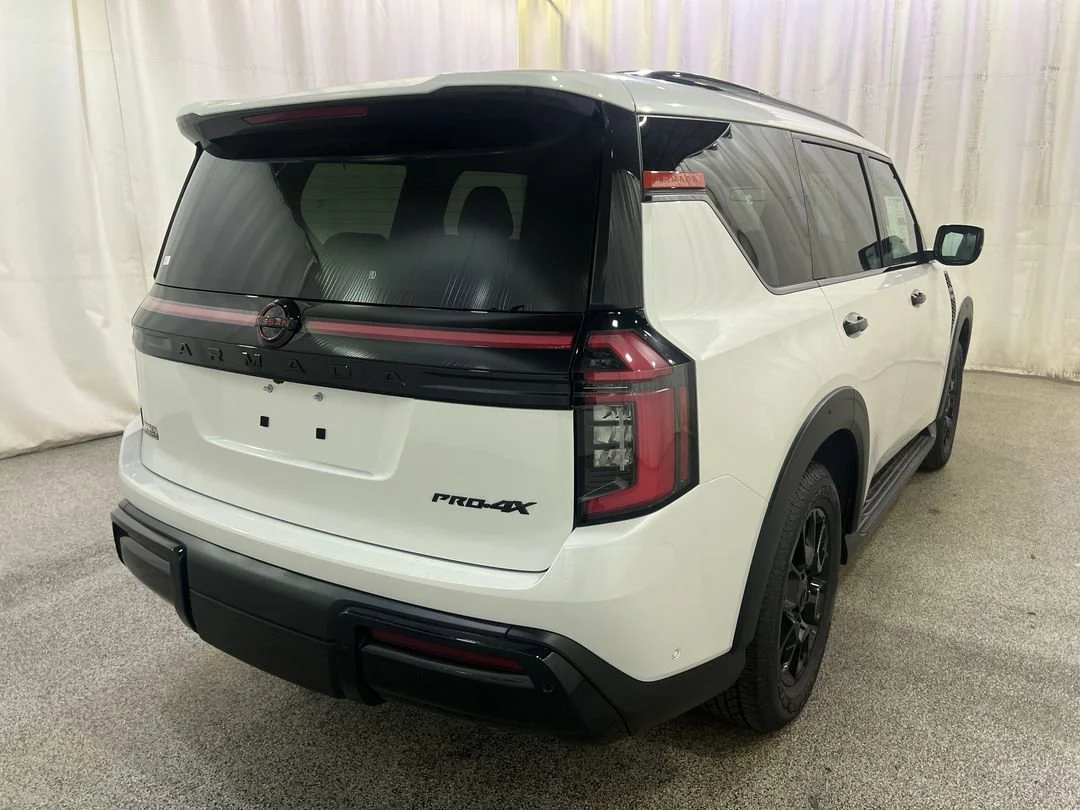 2026 Nissan Armada PRO-4X - Photo 8
