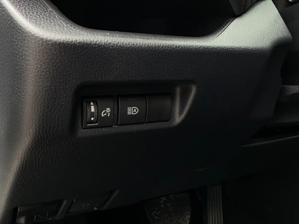 Used 2023 White Toyota Adventure image 26