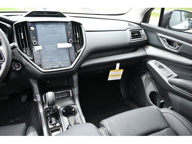 New 2026 White Subaru Onyx Edition Touring 7-Passenger image 43