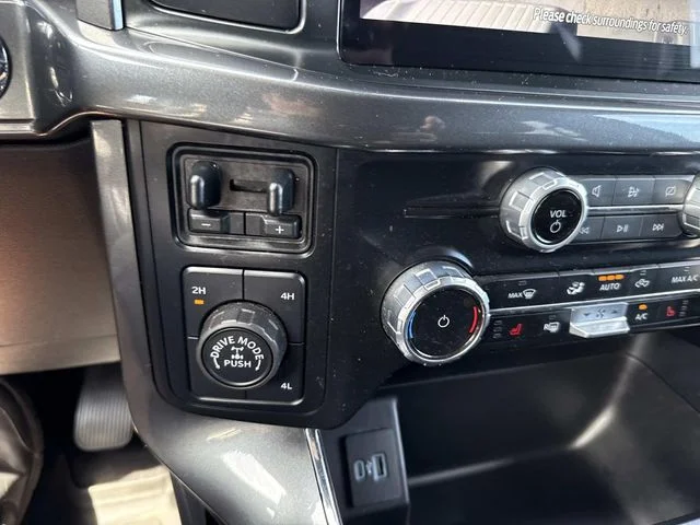 Used 2023 Silver Ford XLT image 25