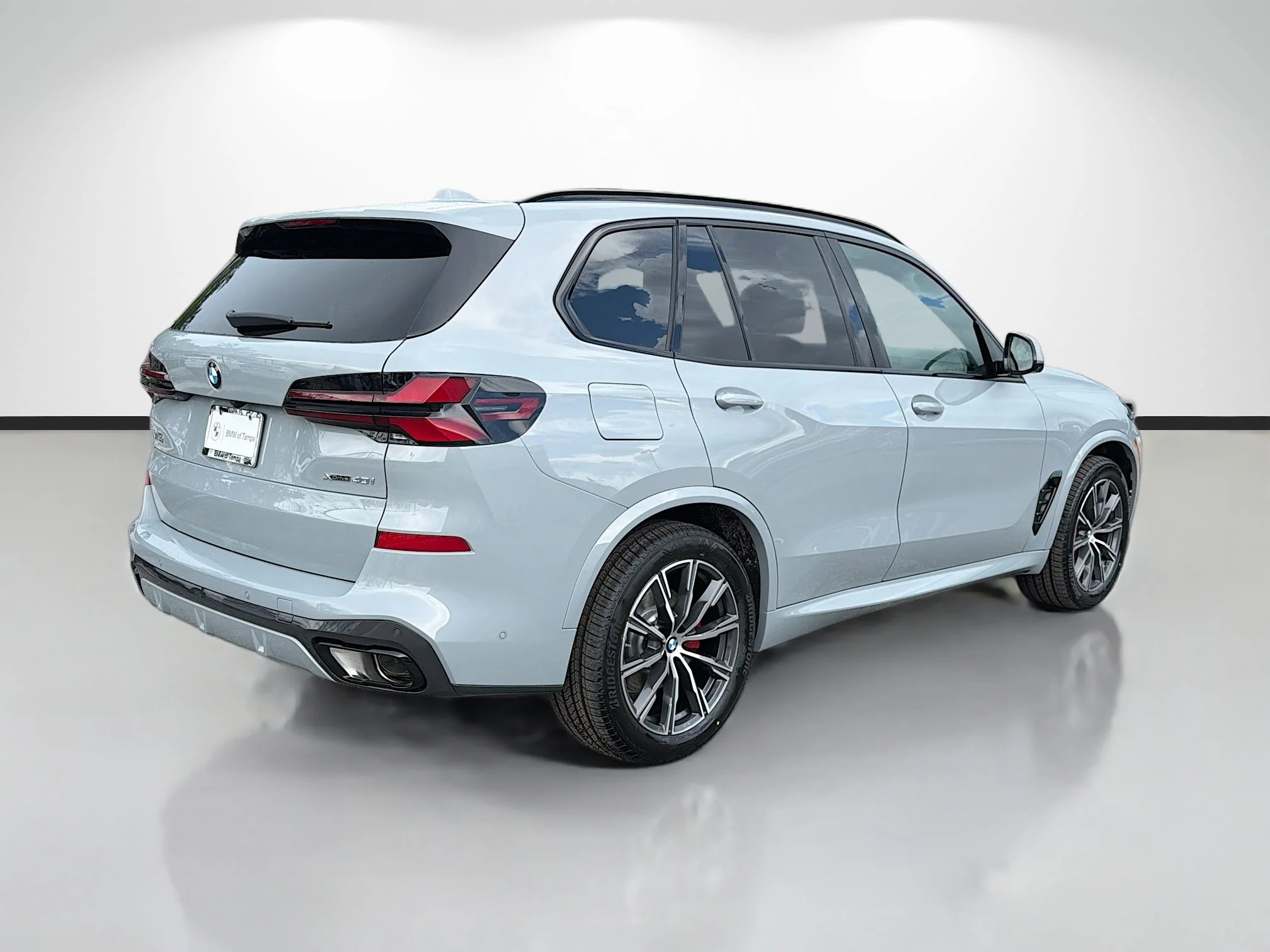New 2026 Brooklyn Grey Metallic BMW xDrive40i image 3