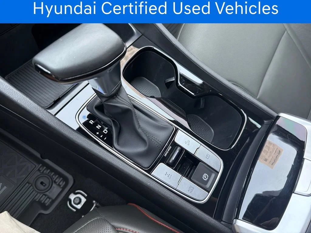 Certified Pre-Owned 2025 Hyundai Santa Cruz Limited