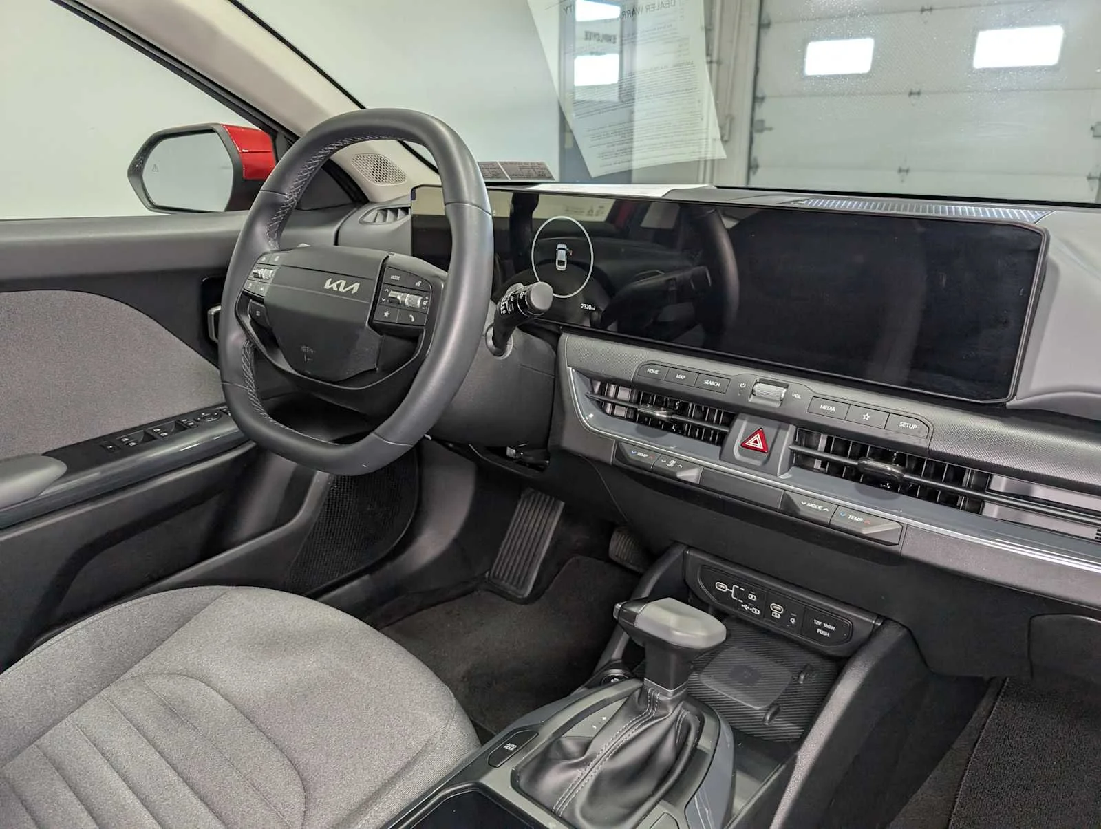 Used 2025 Currant Red Kia EX image 41