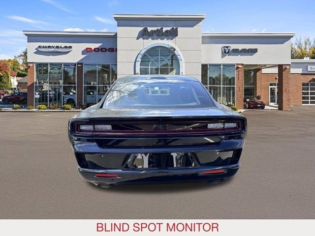 New 2026 Diamond Black Crystal Pearlcoat Dodge R/T image 6