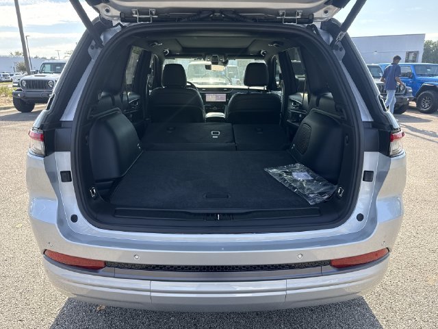 New 2026 Silver Jeep Limited Reserve image 18