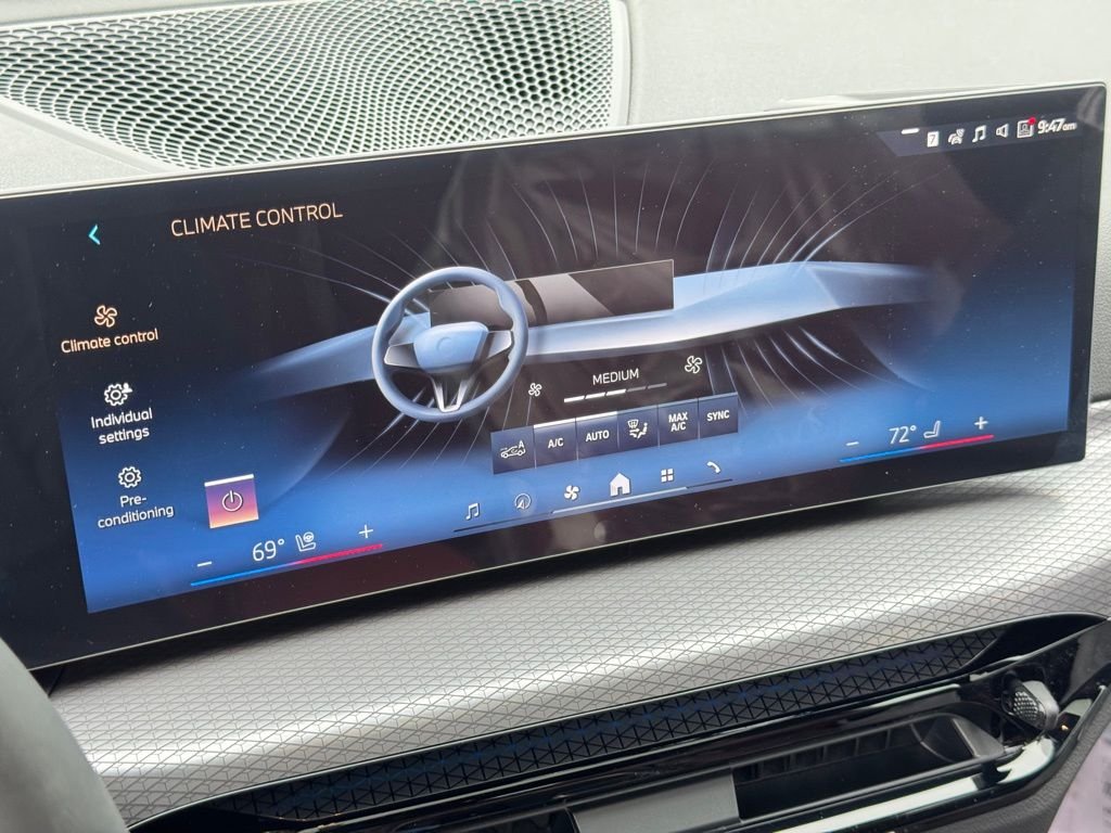 New 2026 Black Sapphire Metallic BMW xDrive40 image 10