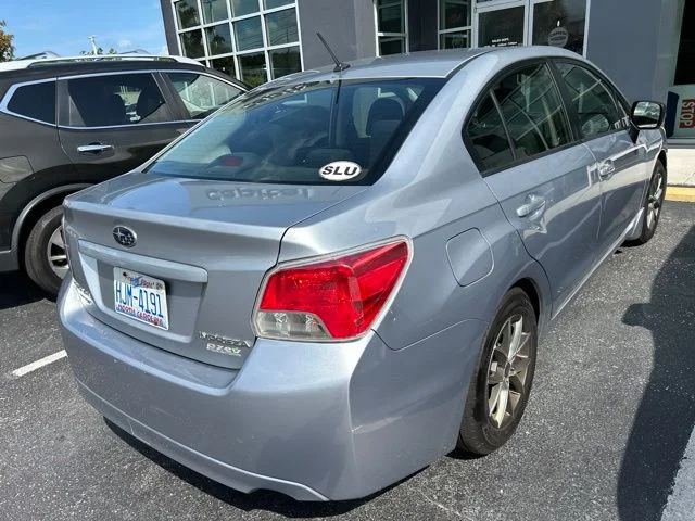 Used 2013 Silver Subaru 2.0i image 8