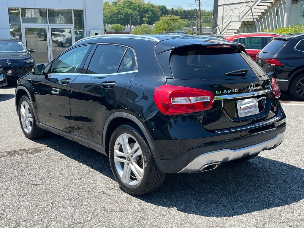 Used 2018  Mercedes-Benz GLA 250 image 4