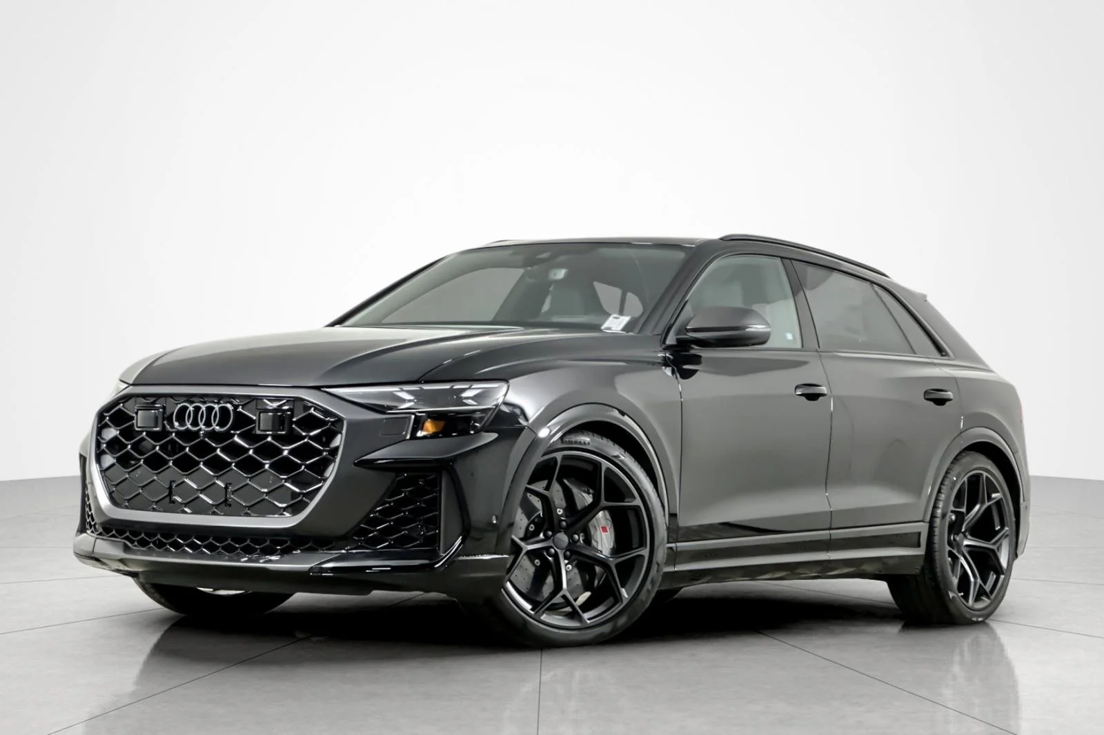 2026 Audi RS Q8 -'s photo