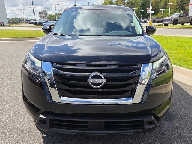 Used 2025 Black Nissan SV image 2