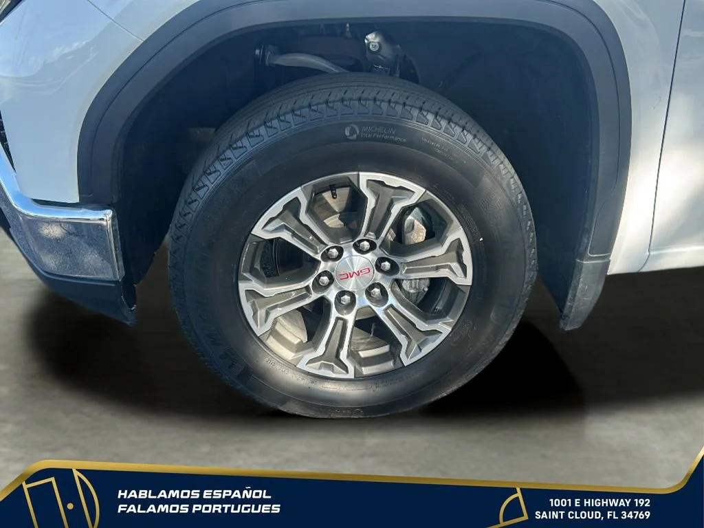 Certified Used 2024 Summit White GMC SLT image 35