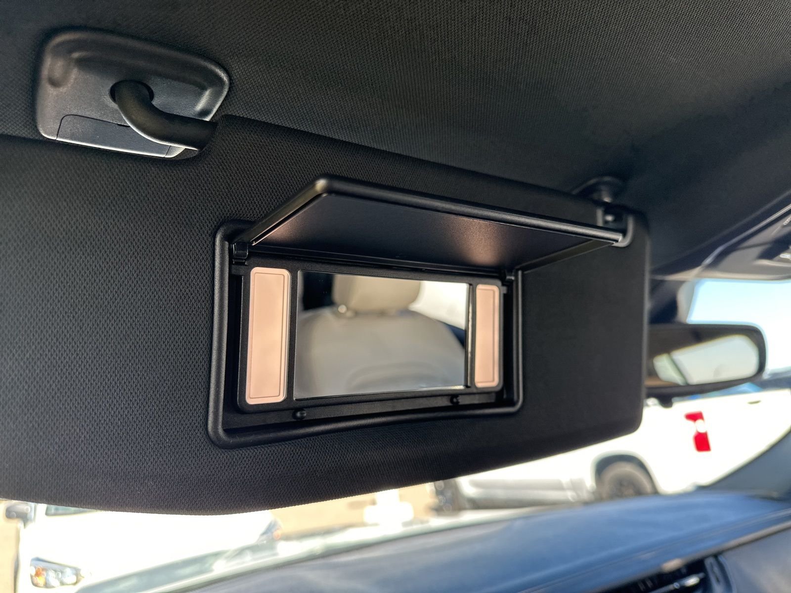 Used 2023 Silver Jeep Limited image 66