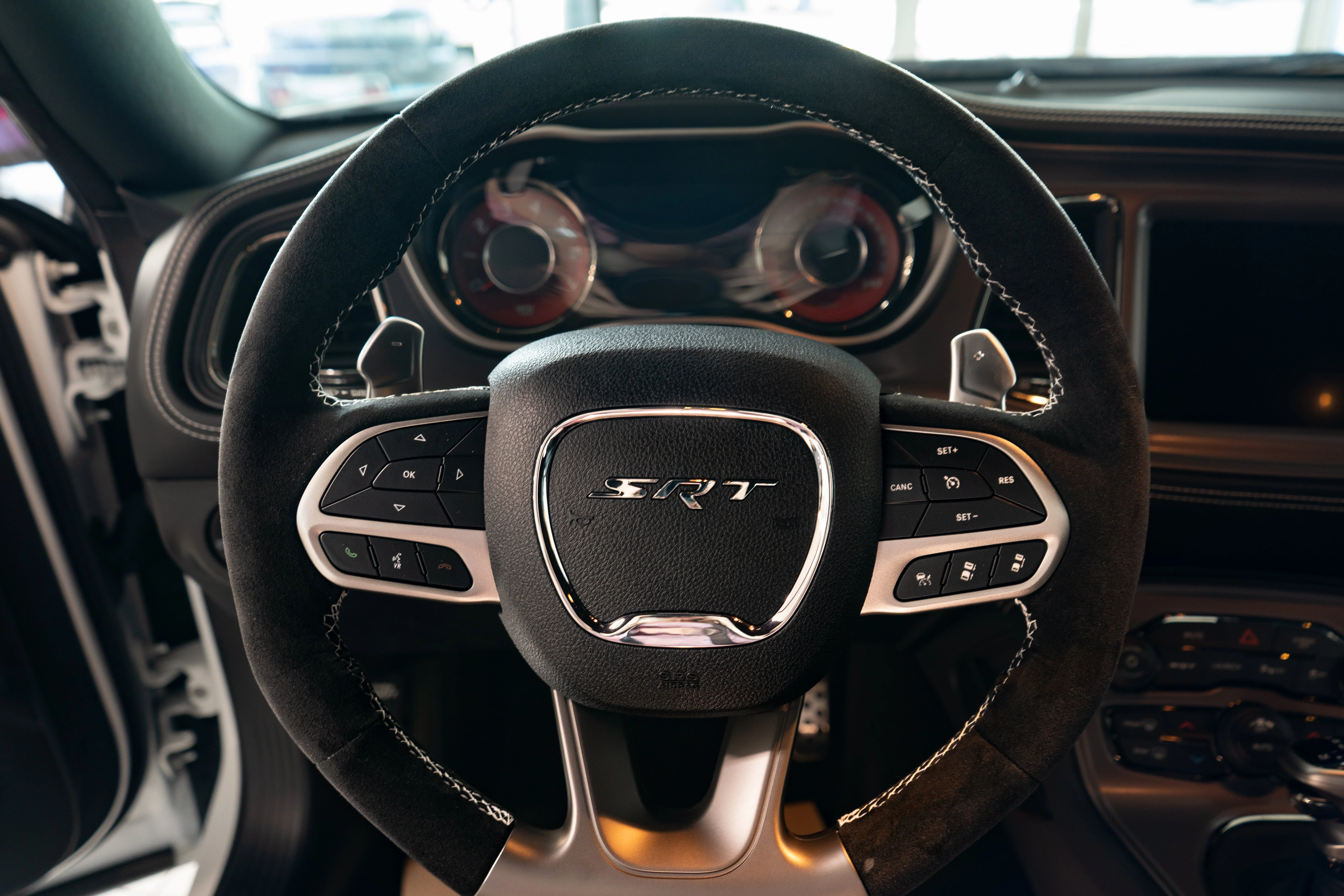 Used 2023 White Knuckle Dodge SRT Hellcat Jailbreak*NO LUX TAX! | 717HP!! | Only 233KM! | Cooled Alcantara Seats | Harman/Kardon image 13