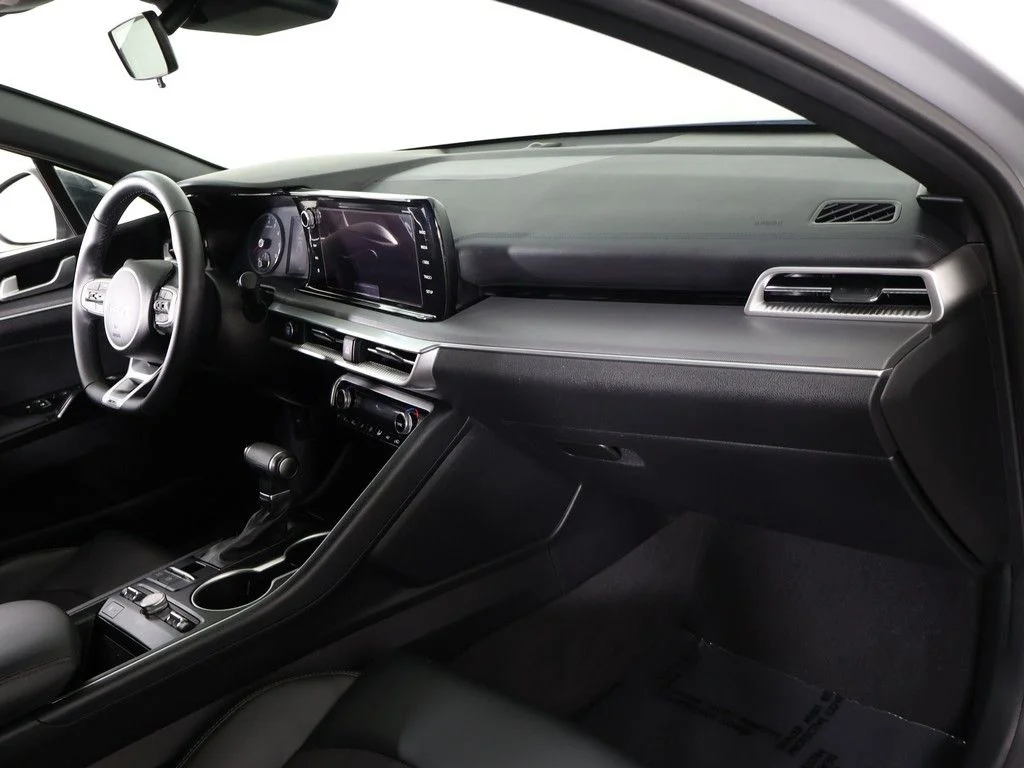 Certified Used 2024 Gray Kia GT-Line image 27