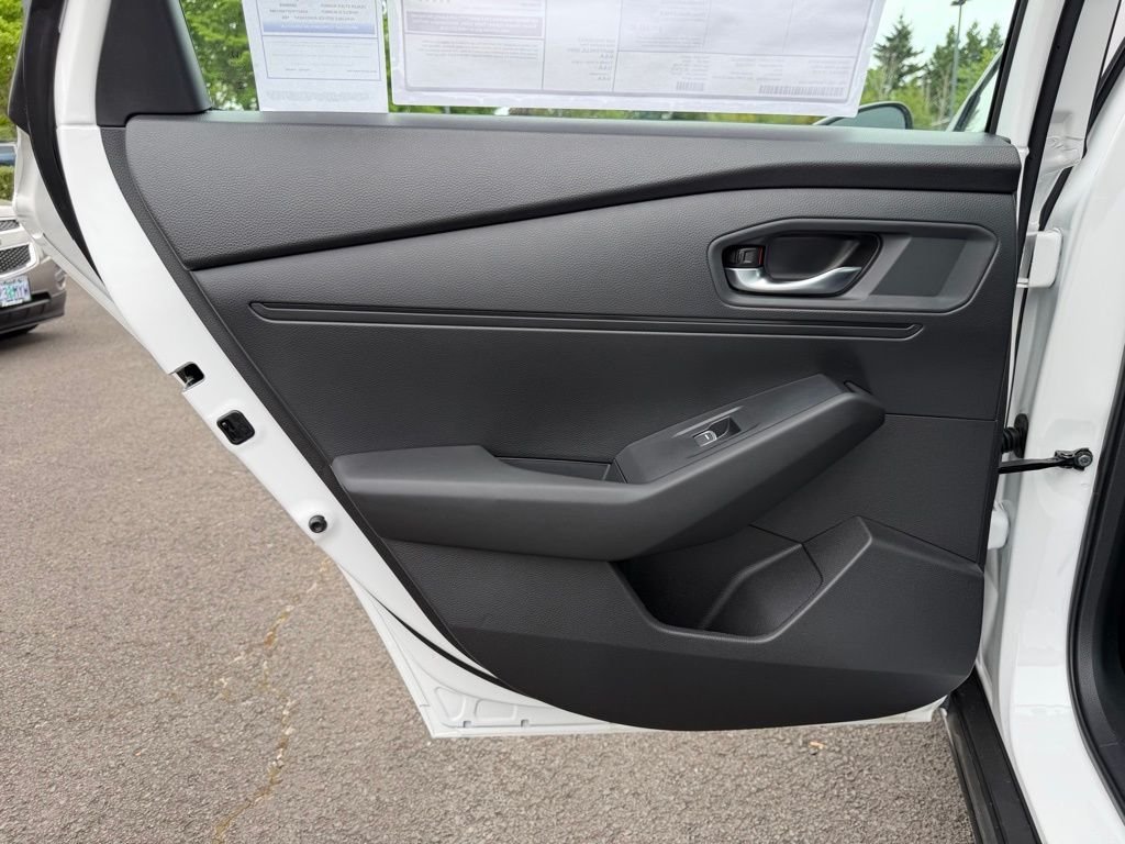 New 2026 Platinum White Pearl Honda LX image 30
