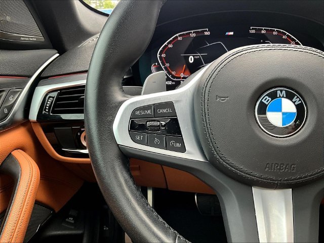 Used 2023 White BMW 540i image 14