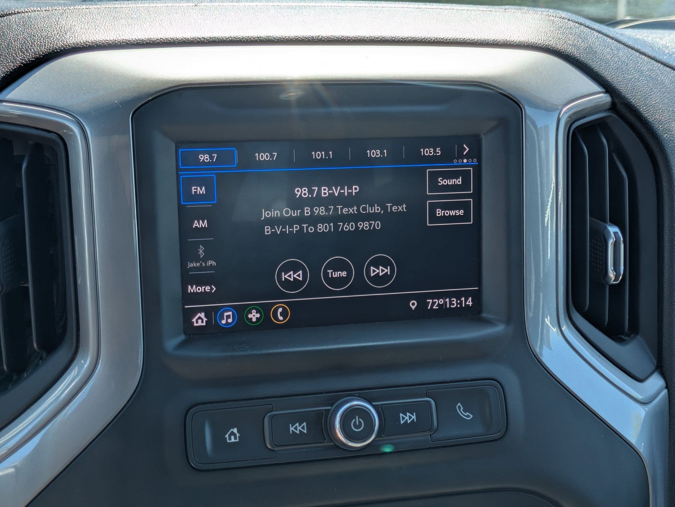 Used 2021 Summit White GMC Base image 20