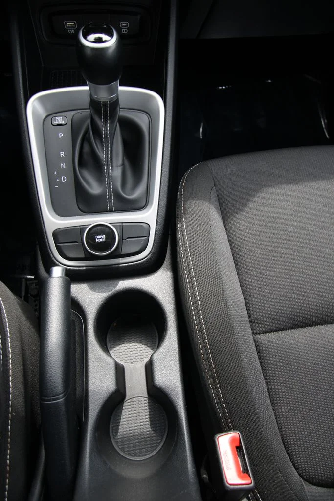 Used 2025 Gray Hyundai SEL image 24