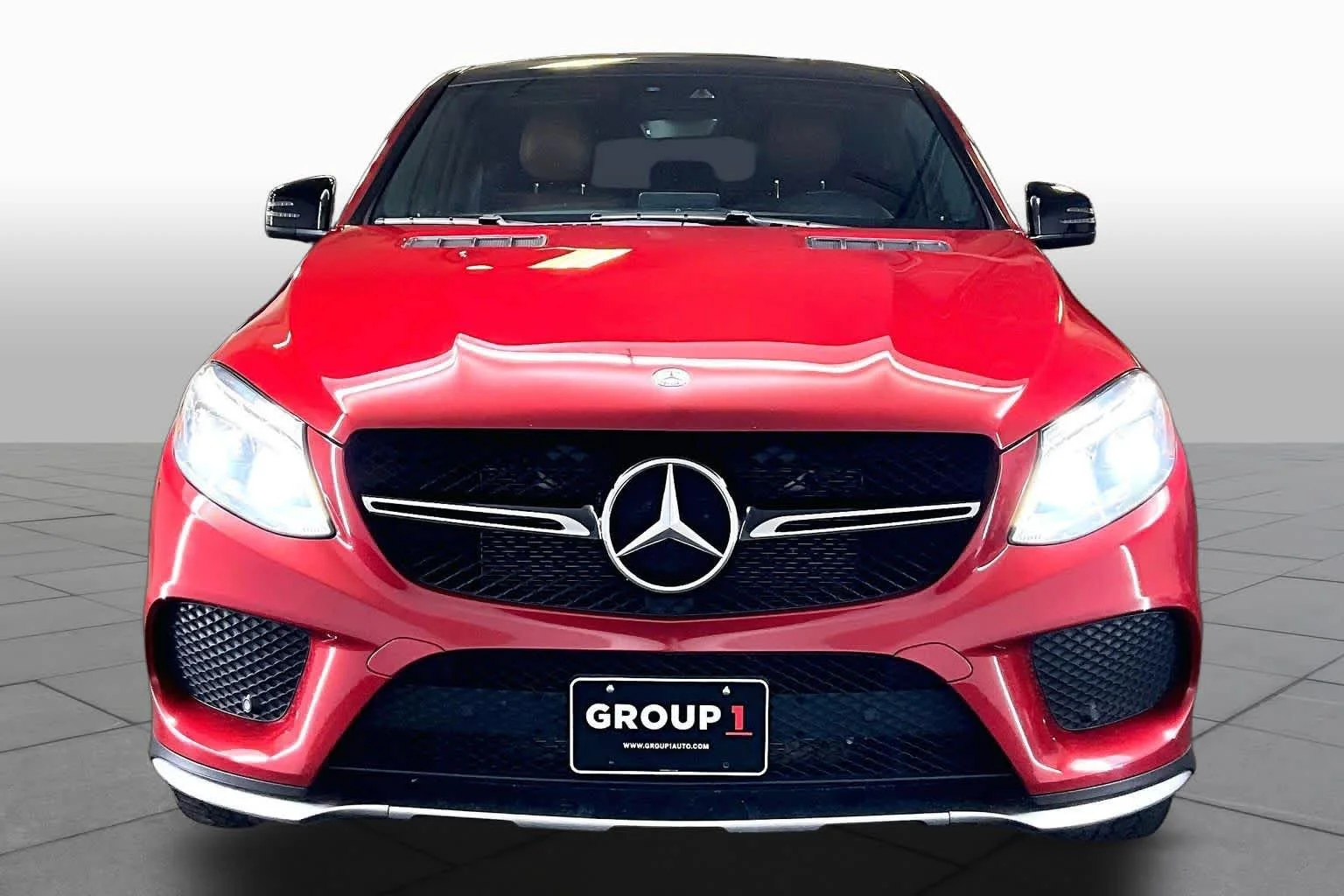 Used 2016 designo Cardinal Red Metallic Mercedes-Benz GLE 450 AMG® image 4