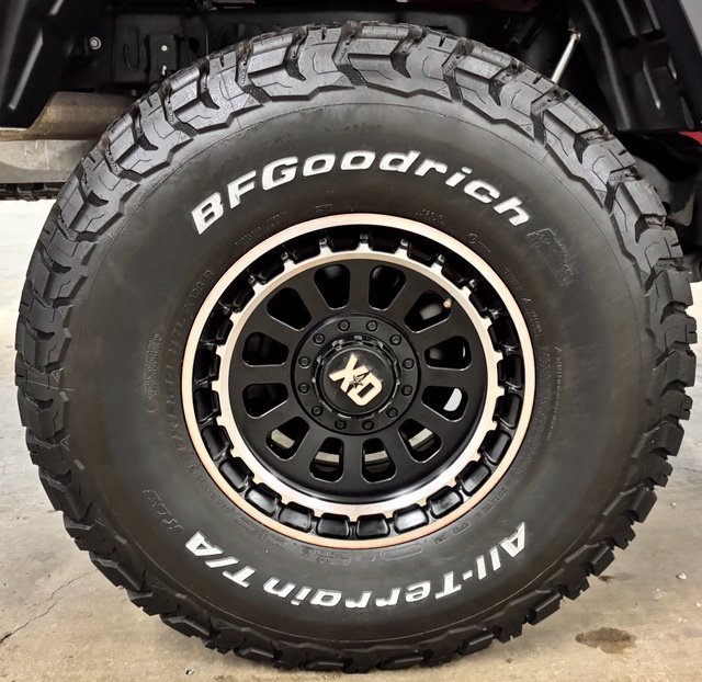 Used 2022 Red Jeep Willys image 8