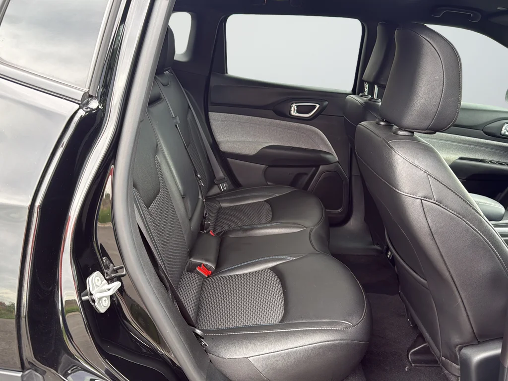 Used 2025 Black Jeep Latitude image 14