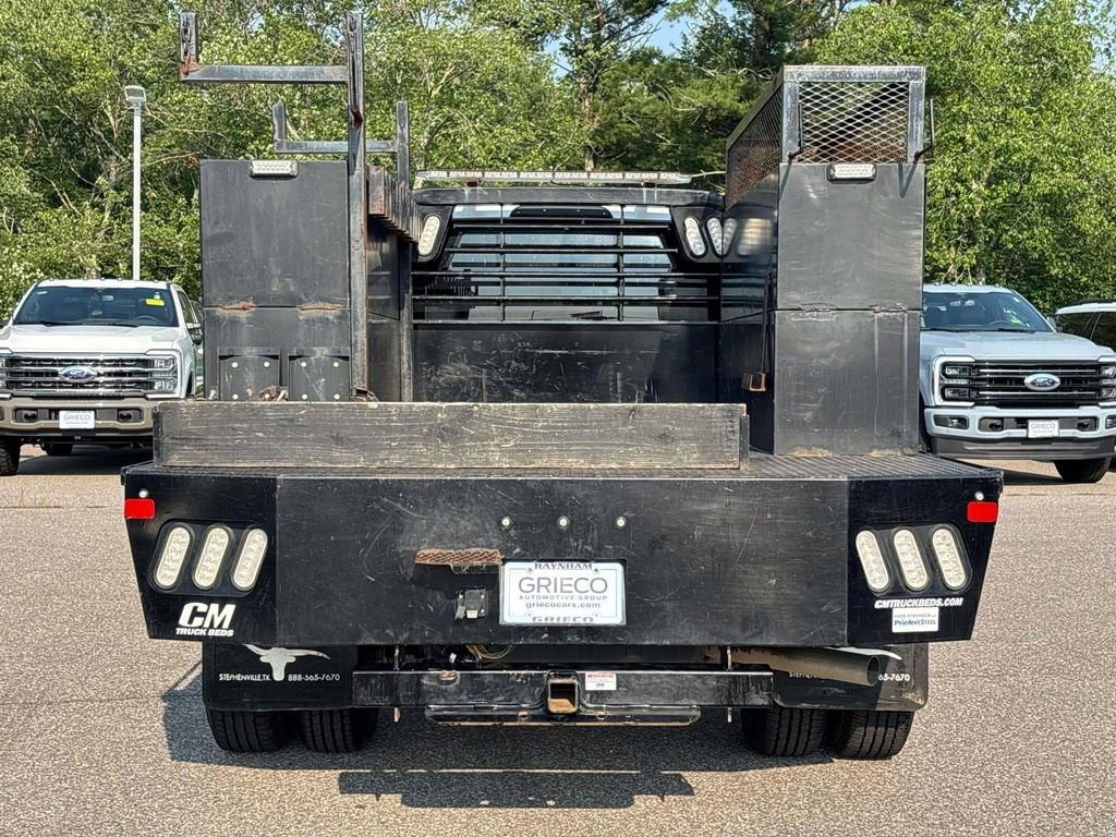 Used 2023 White Ford XL image 5