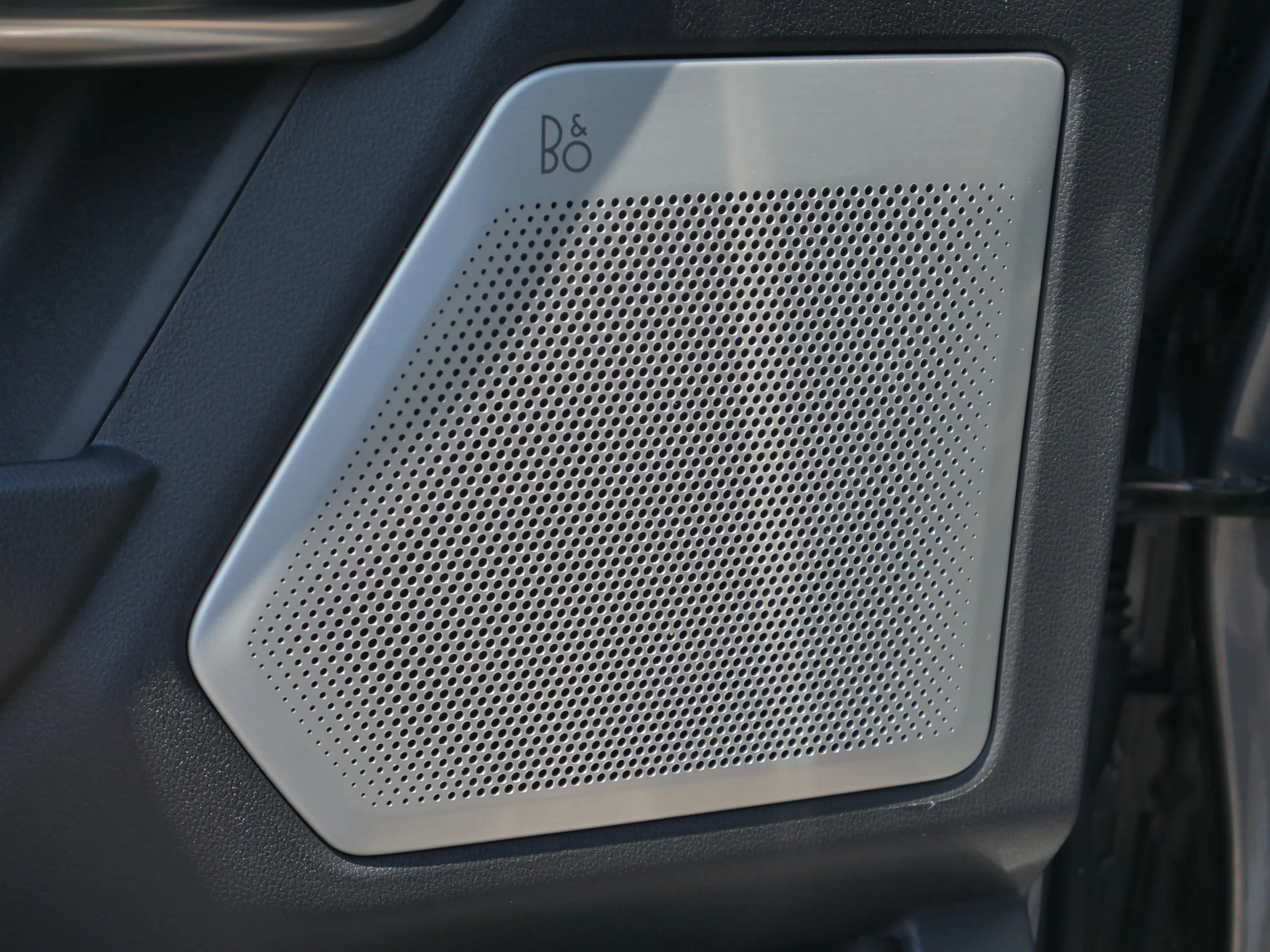 New 2026 Carbonized Gray Metallic Ford Platinum image 43