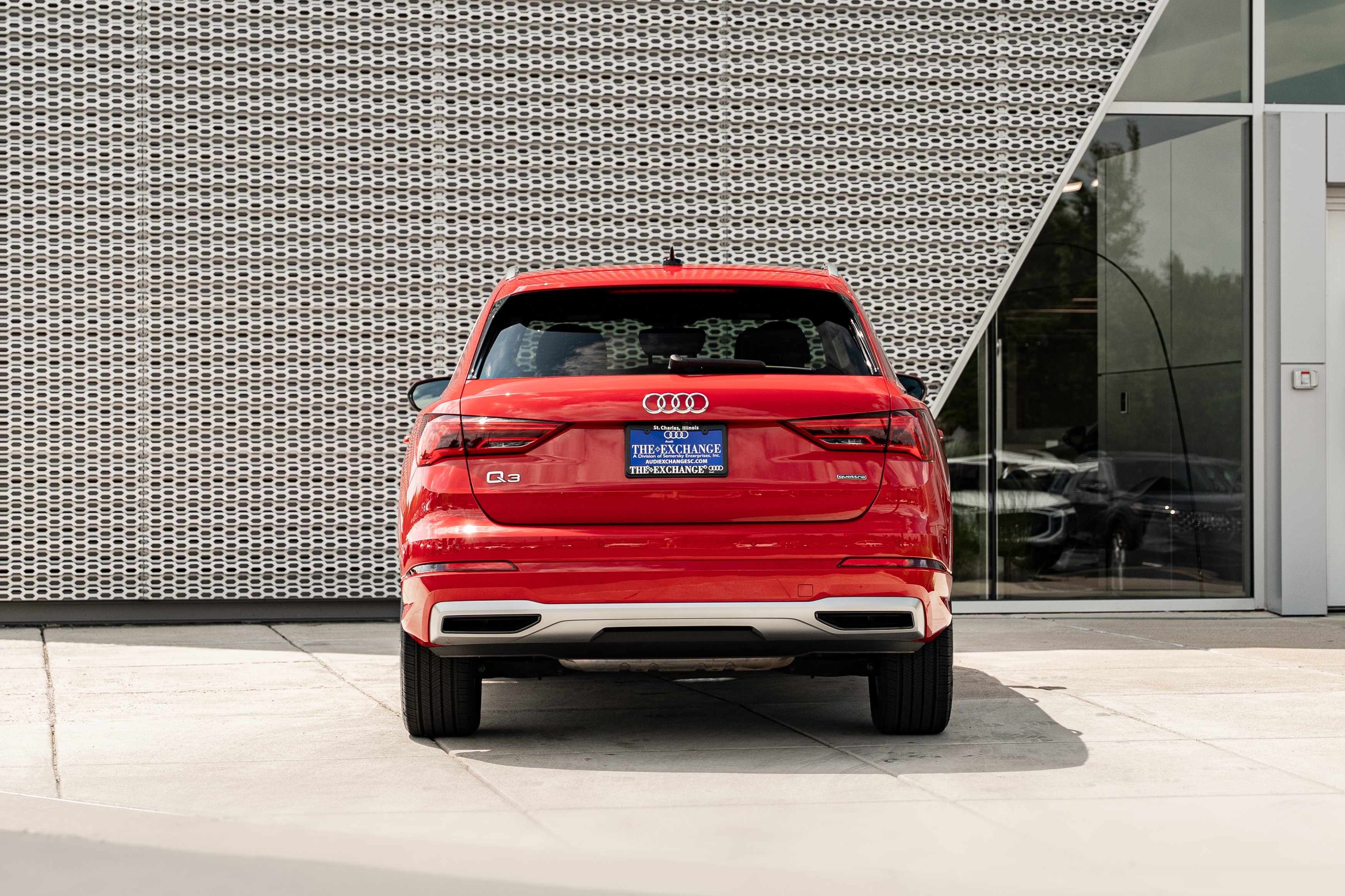 Used 2019 Tango Red Metallic Audi Premium image 24
