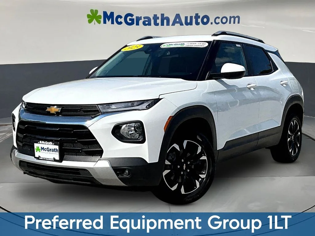 Used 2023 White Chevrolet LT image 3