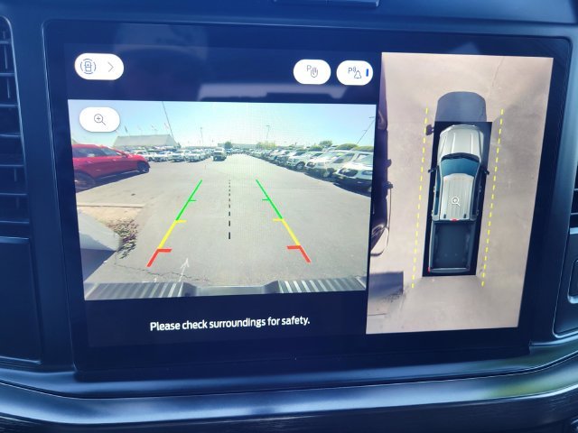 Used 2025  Ford Lariat image 17