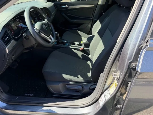Used 2020 Gray Volkswagen 1.4T S image 6