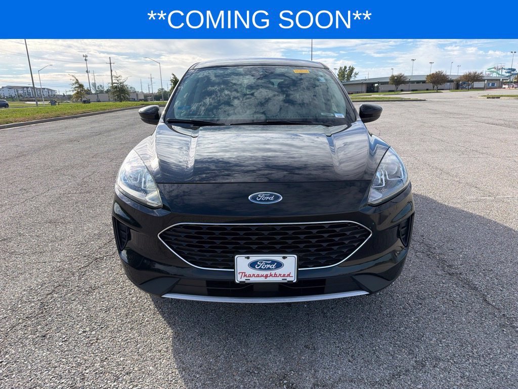 Used 2020 Ford Escape SE with VIN 1FMCU0G61LUA10444 for sale in Kansas City