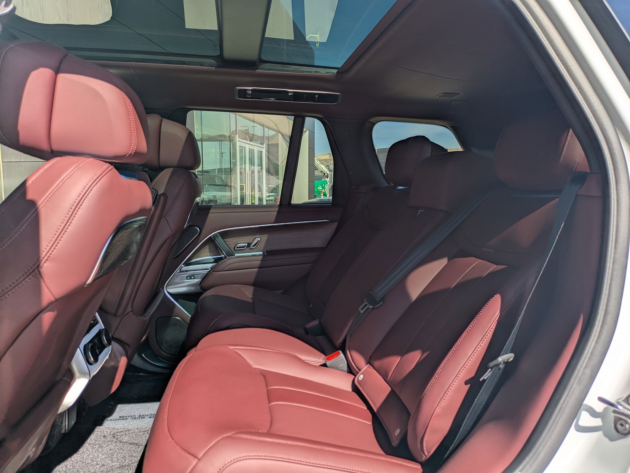 2025 Land Rover Range Rover Autobiography - Photo 17