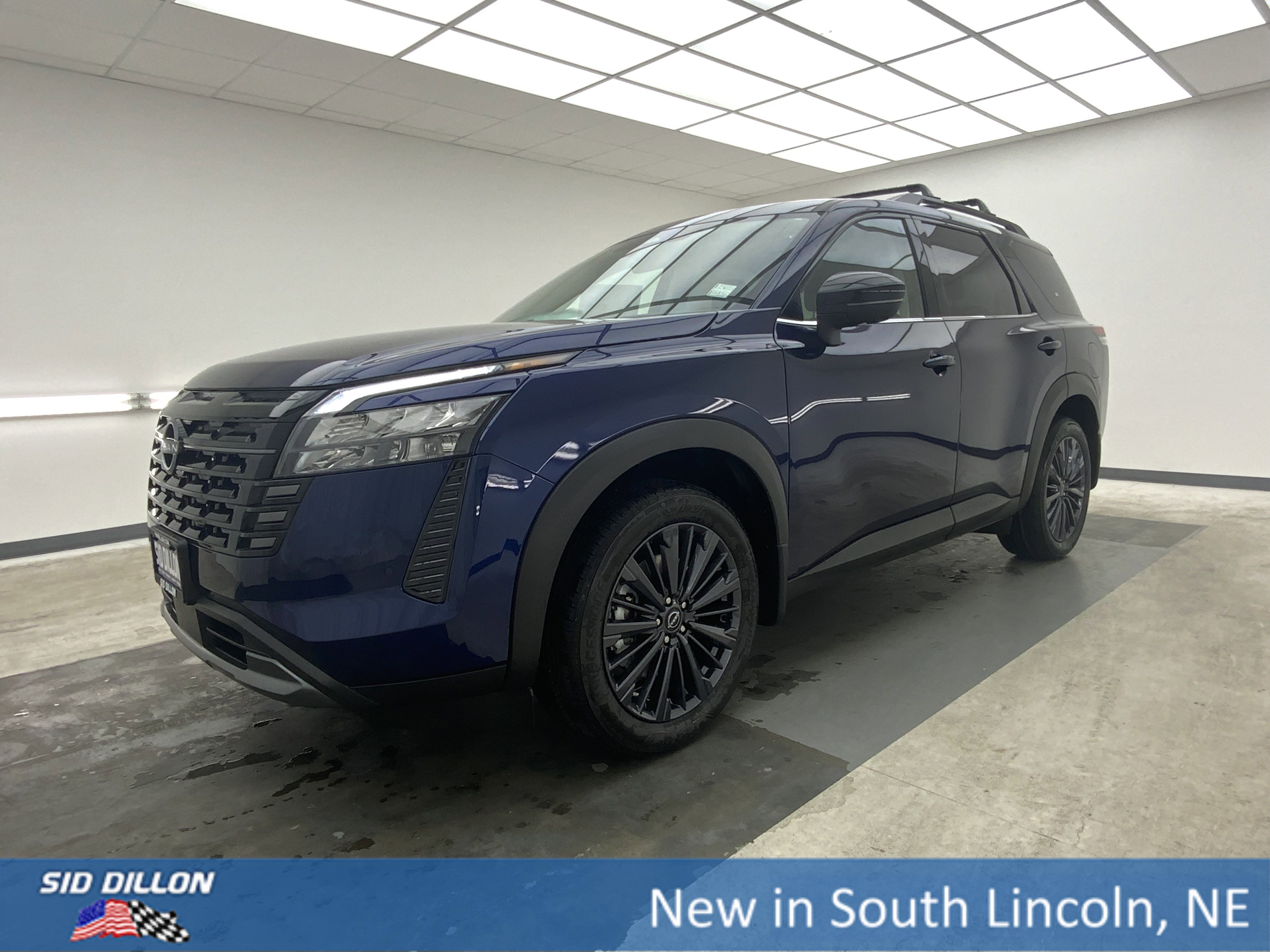 2026 Nissan Pathfinder SL 4WD's photo