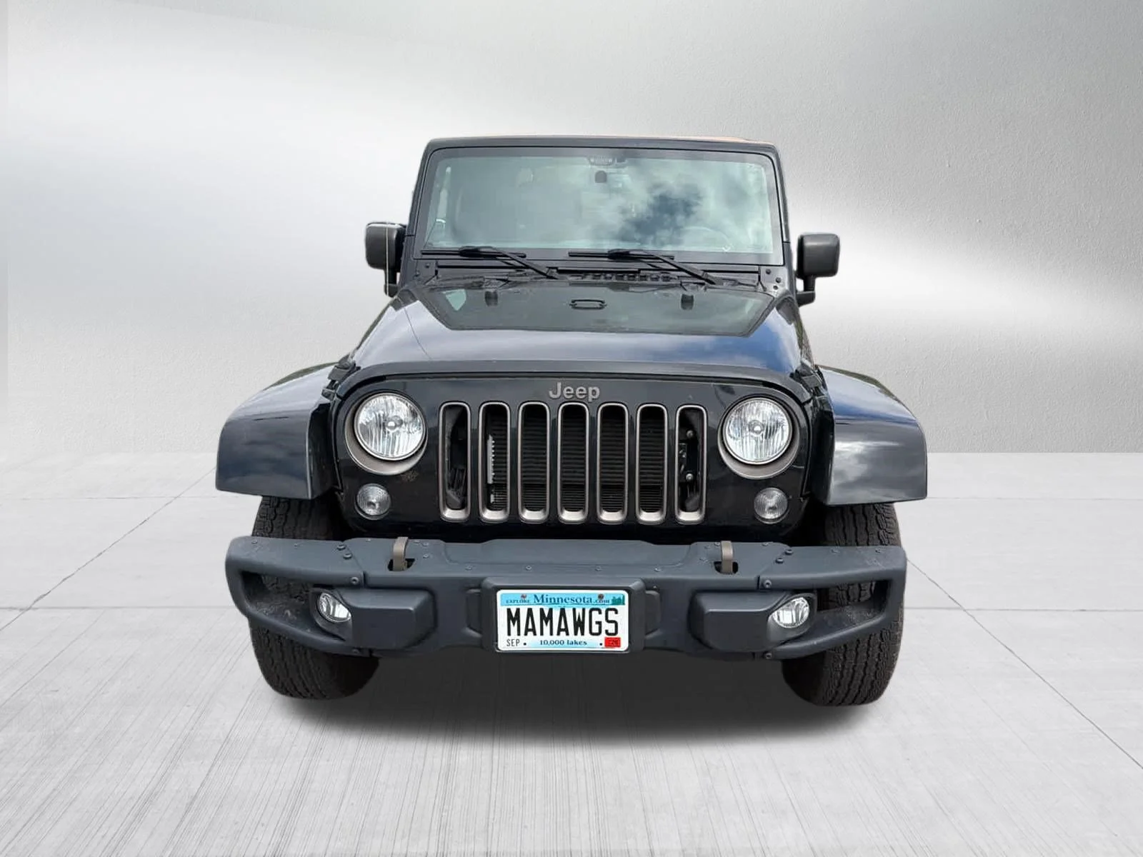 Used 2018 Black Clearcoat Jeep Golden Eagle image 2