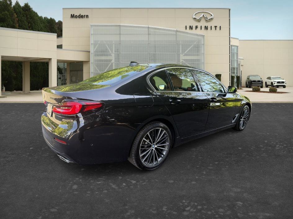 Used 2021 Black Sapphire Metallic BMW 540i image 5