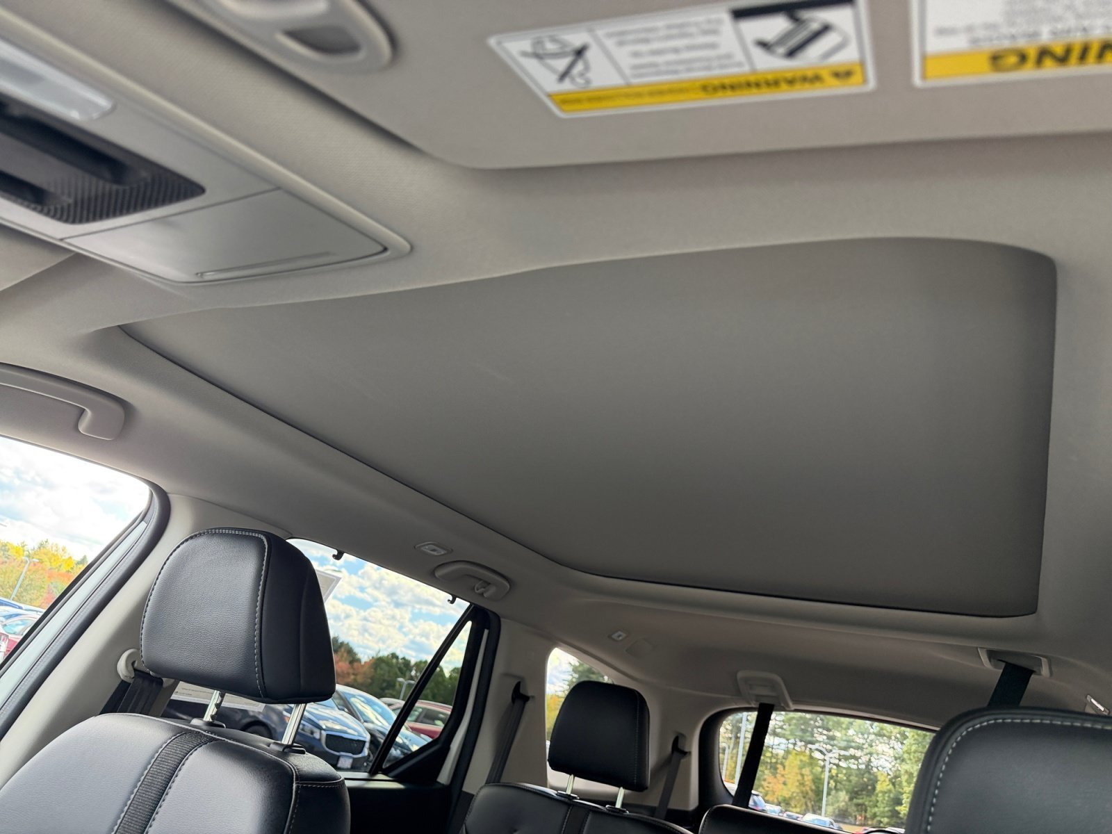 Certified Used 2025 Platinum White Pearl Honda Touring image 27