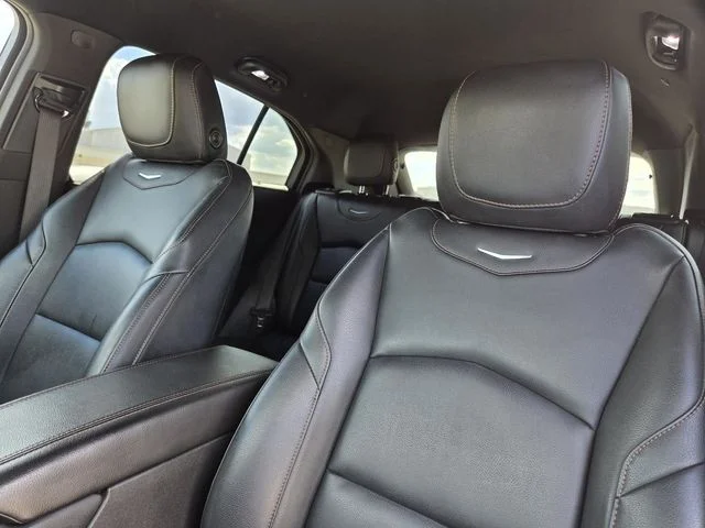 Used 2022 White Cadillac Sport image 28