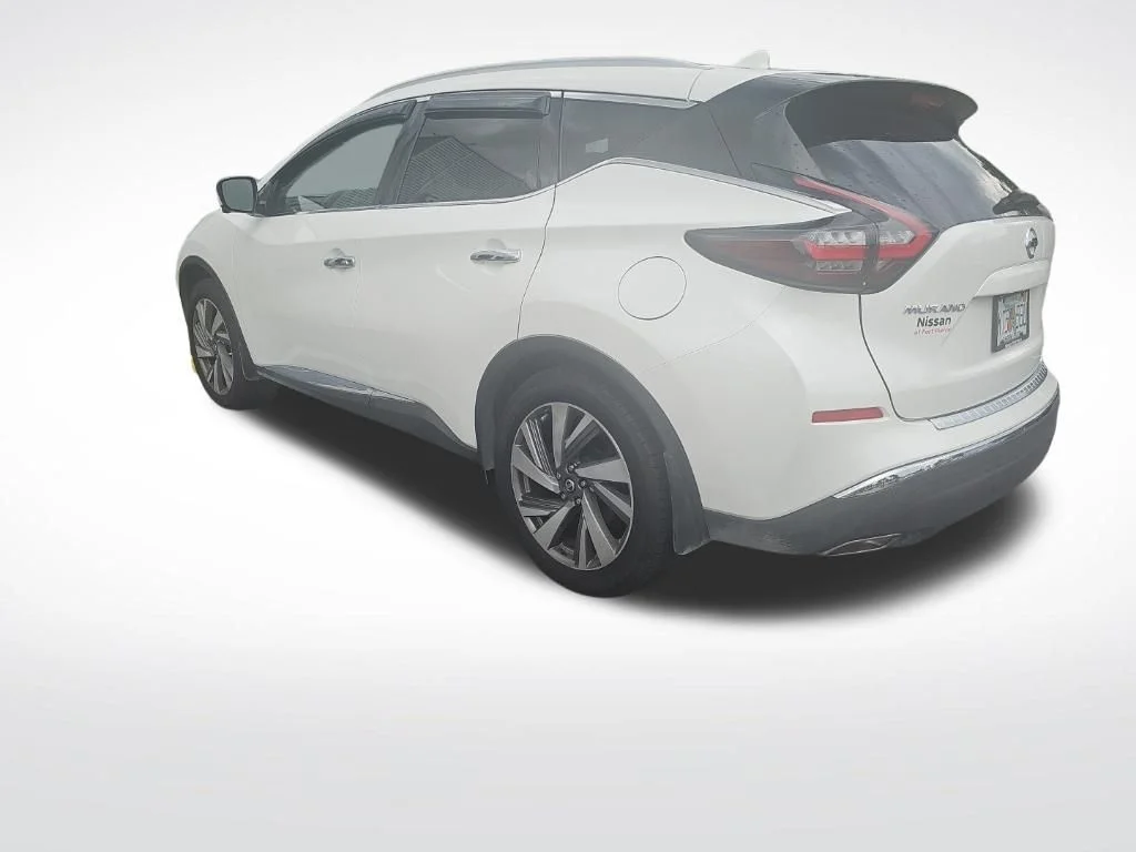 Used 2019 White Nissan SL image 5