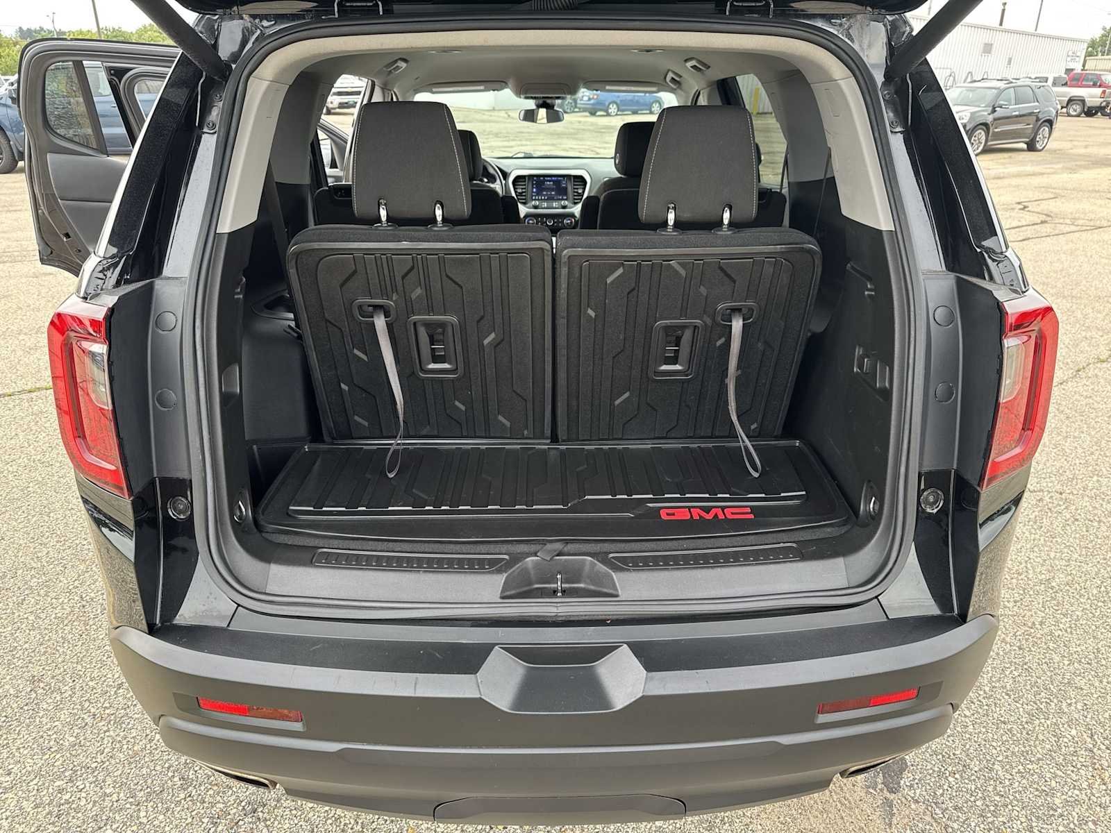2023 GMC Acadia SLE - Photo 25
