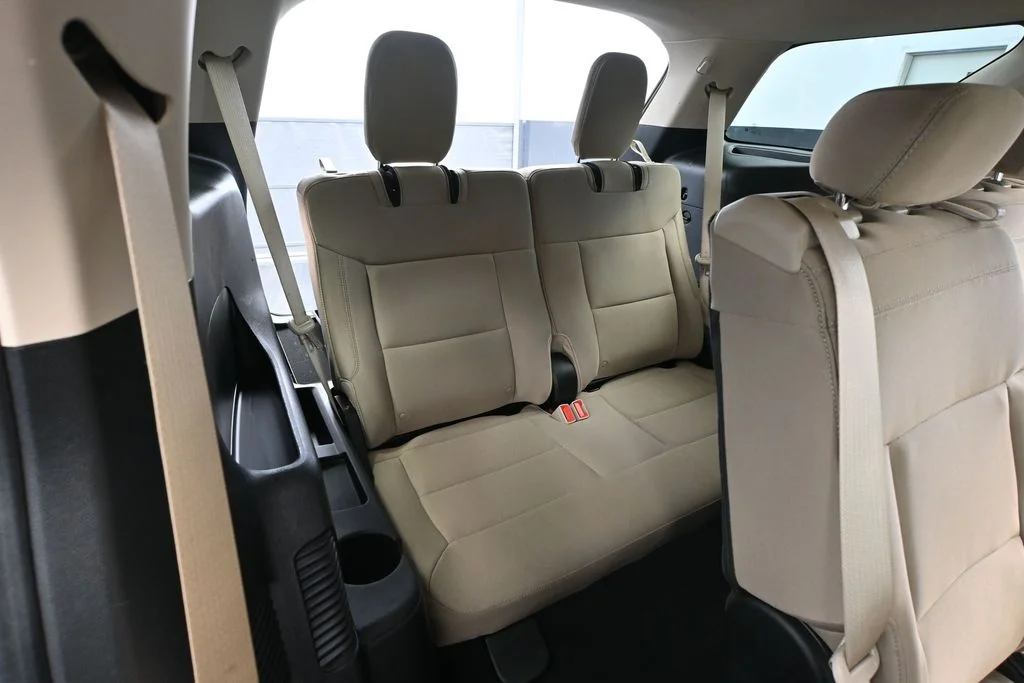 Used 2022 Silver Ford Base image 43