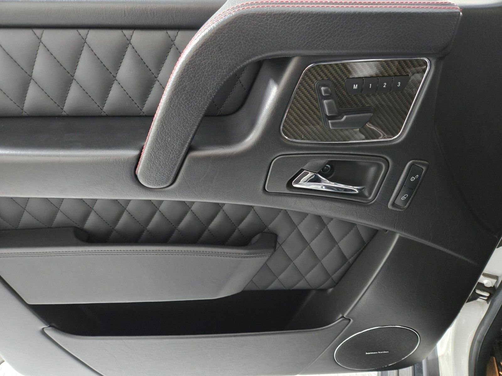 Used 2018 Polar White Mercedes-Benz G 63 AMG® image 23